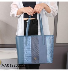 Luxurious snakeskin large bag
