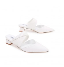 Comfy pointed-toe low-heel...