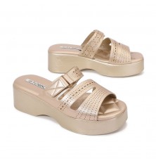 Sparkling summer heeled...