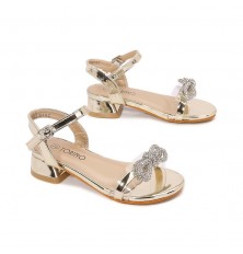 Transparent girls' sandals...