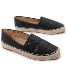 Leather ballerina shoes