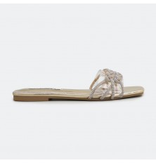 Chic clear slide slippers...