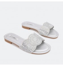 Flat slippers with elegant...