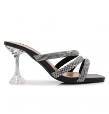 Transparent heeled-slippers...