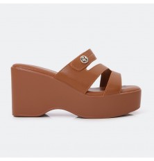 OR588  wedge heel slippers...