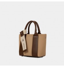 AA012405097 A medium-sized...