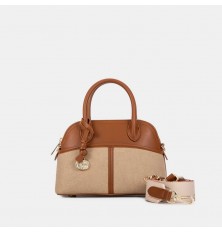 AA012502020 a stylish bag...