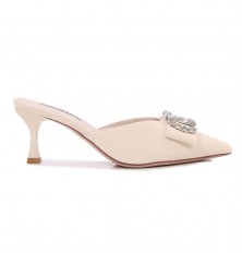 Gorgeous low-heeled mules...