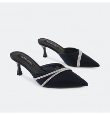 HXQ456 Closed toe heeled...