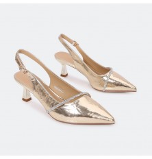 HSQB48 Closed toe sandals...