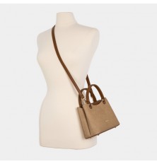 AA012502035 A classic bag...