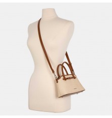 AA012501071 حقيبة صغيرة...