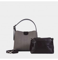 AA012405073 A small bag of...