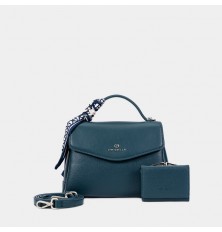 AA012404028 An elegant bag...