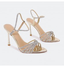 HSQ358 Sandal with a modern...