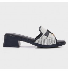 OXQ2227 Trendy Slippers...