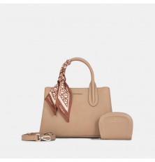 AA012505118 حقيبة أنيقة...