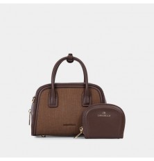 AA012507064  حقيبة صغيرة...