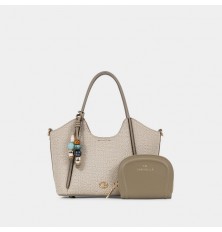 AA012507190  حقيبة نسائية...