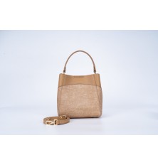 AA012312006 , A small bag...