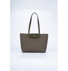 AA012312141 A practical bag...