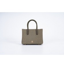 AA012401024 An elegant bag...