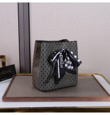 Attractive square bag...