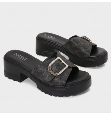 OXQ2096 Comfortable heeled...