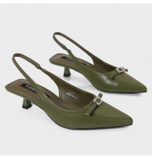 ZSQB75 Sandal with an...