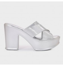 OXQ1863 platform slippers...