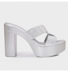 OXQ1861 platform slippers...