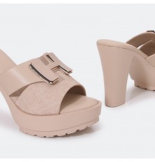 OXQC17 Comfortable platform...