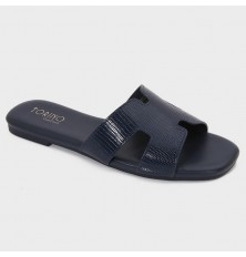 OX3205 Flat Slippers with a...