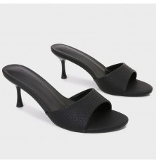 QXQ2149 Round-toe heeled...