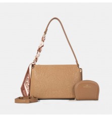 AA012505041  حقيبة متوسطة...