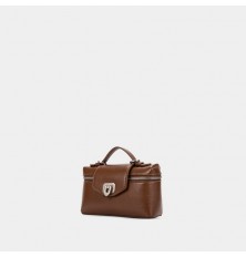 JF012411142 Luxurious bag...