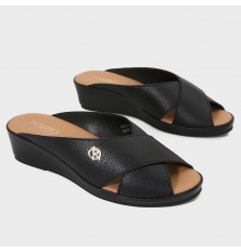 OC412 Medical slippers with...