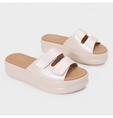 OR615 Rocky slippers with a...