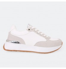 AY679 is a stylish and...