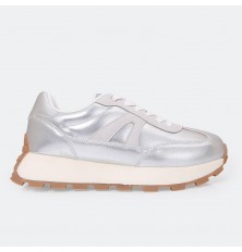 AY683 shiny sports shoe