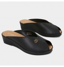 OC409  نعال طبي بفتحة صغيرة...