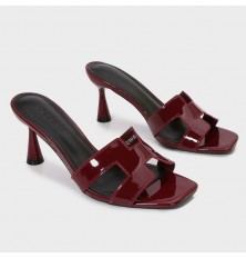 QXQ1944  نعال كعب تريند لامع