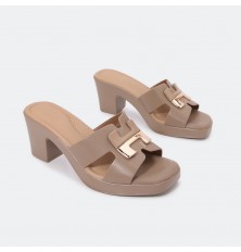 KXQ1494 Short and wide heel...
