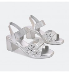 OSQ756 Wide-heeled sandals...