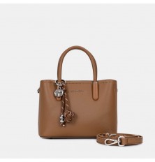 AA012503193 Luxurious bag...