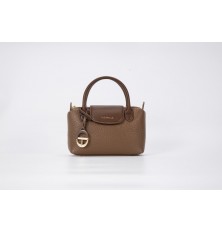 AA012404001 A bag made of...