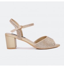 ZSQ782 Sandal with a modern...