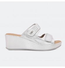 OR686 Rocky heel sandals...