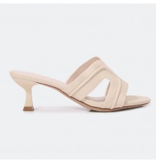 Small heel leather sandals...