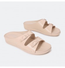 Medical slippers with an...
